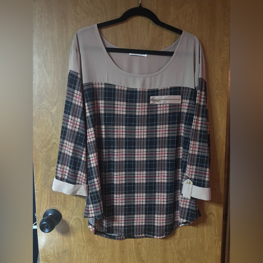 Plaid Women's Top with Pocket Detail